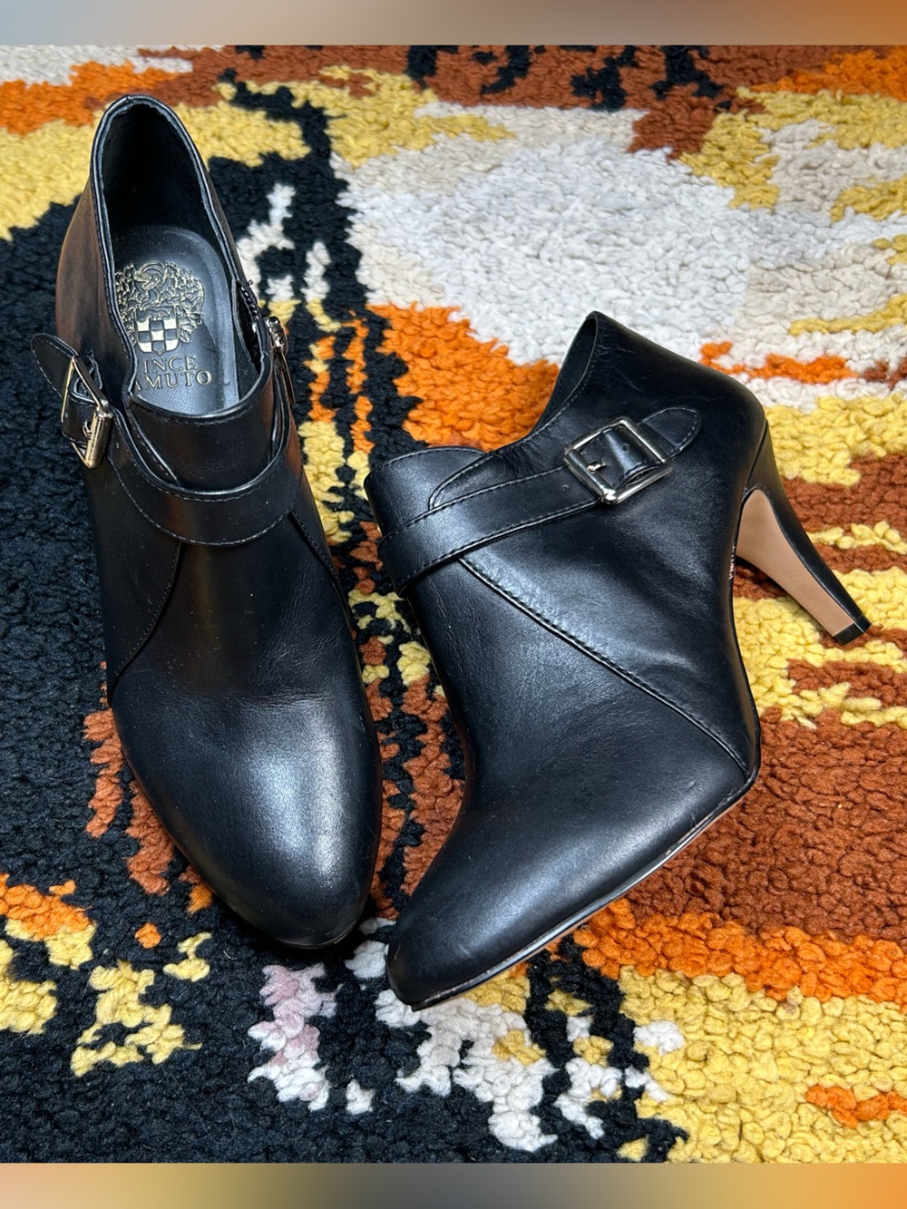 Boss Babe, VINCE CAMUTO, Vonilessa booties!!